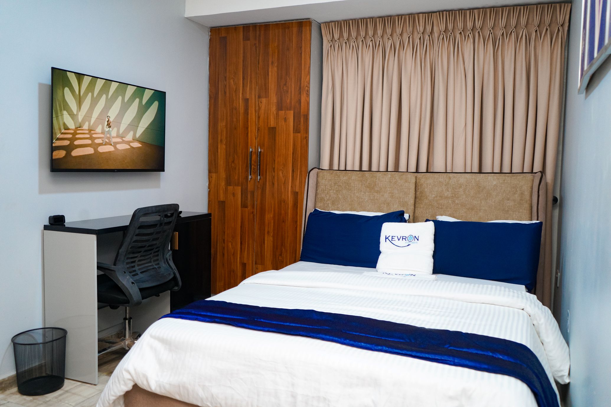 4 Bedroom Luxury Apartment