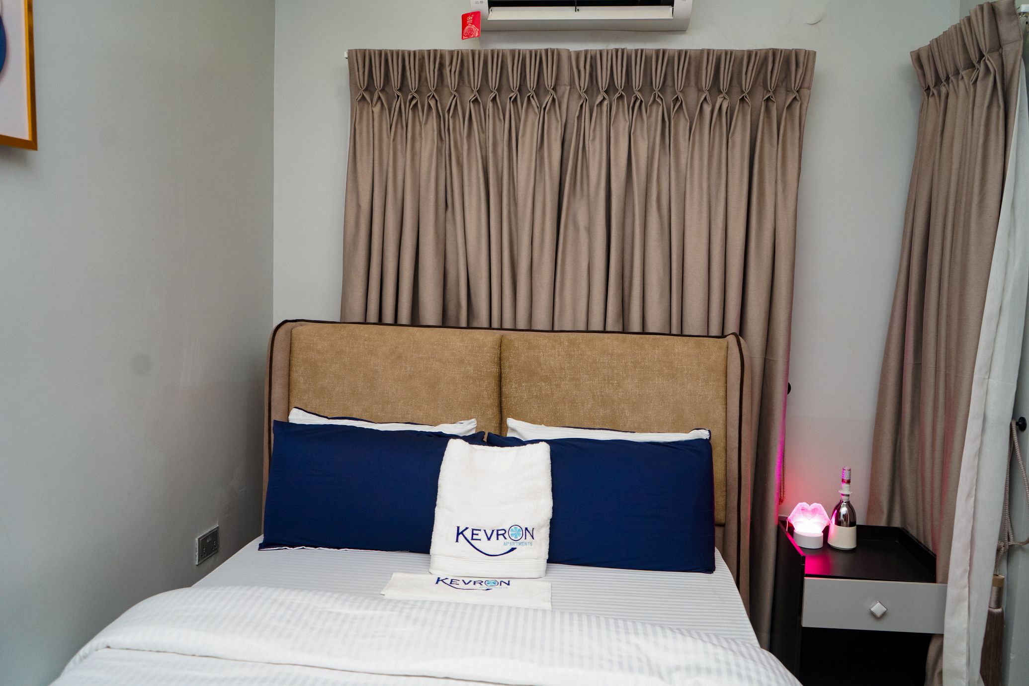 4 Bedroom Luxury Apartment en-suite master room